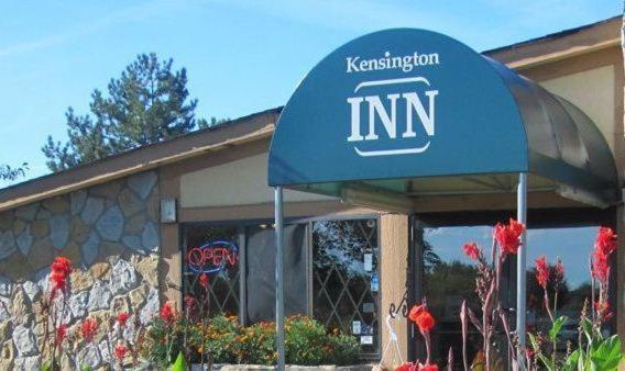 Kensington Inn - Howell エクステリア 写真